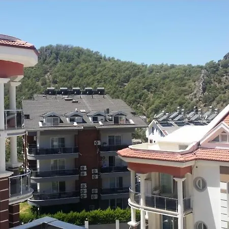 Lovely Apartment With Mountain View In Fethiye Διαμέρισμα